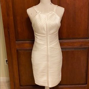 NWT BCBGMAXZARIA Diana Ivory Body Con Dress 6